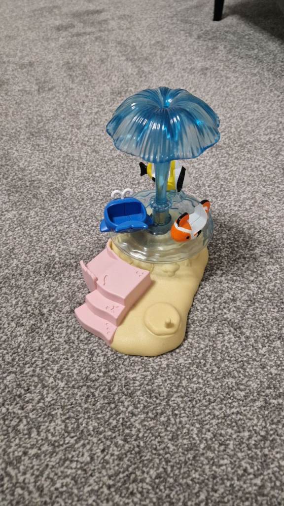 Sylvanian Families Merry Go Fish Ride