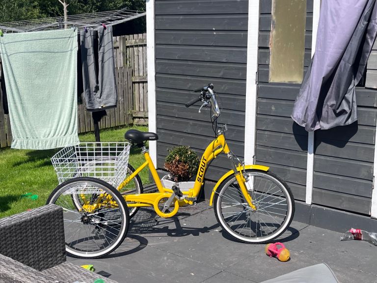 Scout Tricycle with Basket – Yellow, Good Condition