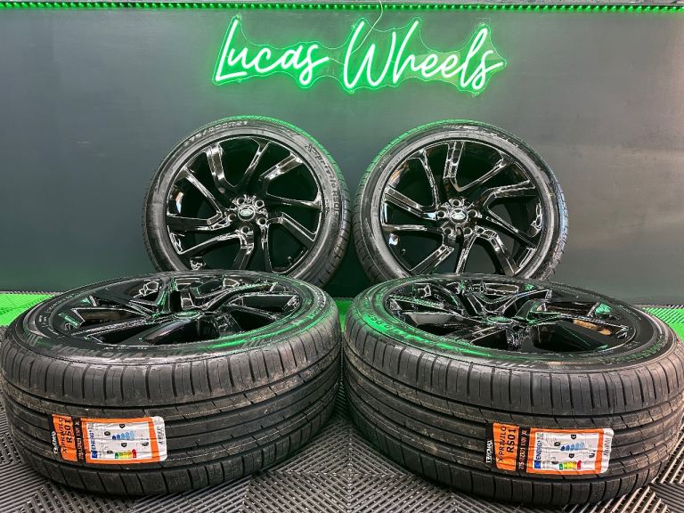 21 inch Range Rover Sport / Discovery Powdered Black Alloy Wheels - style 5025 & NEW tyres!