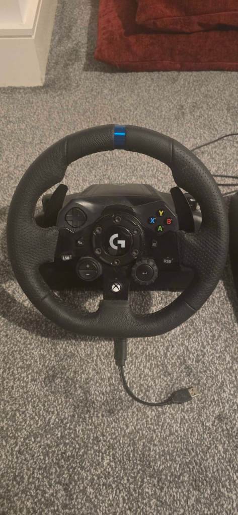 Logitech G923 Racing Wheel & Pedals (Xbox/PC) – Boxed, Fully Working, Excellent Condition