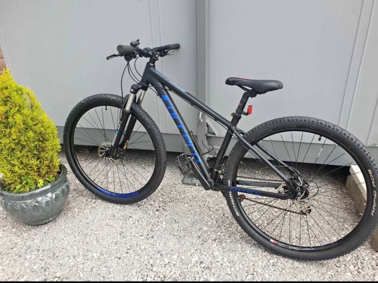 Carrera bike 