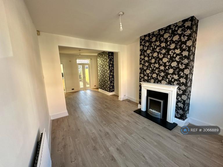 2 bedroom house in Wilby St, Northampton, NN1 (2 bed) (#3066889)
