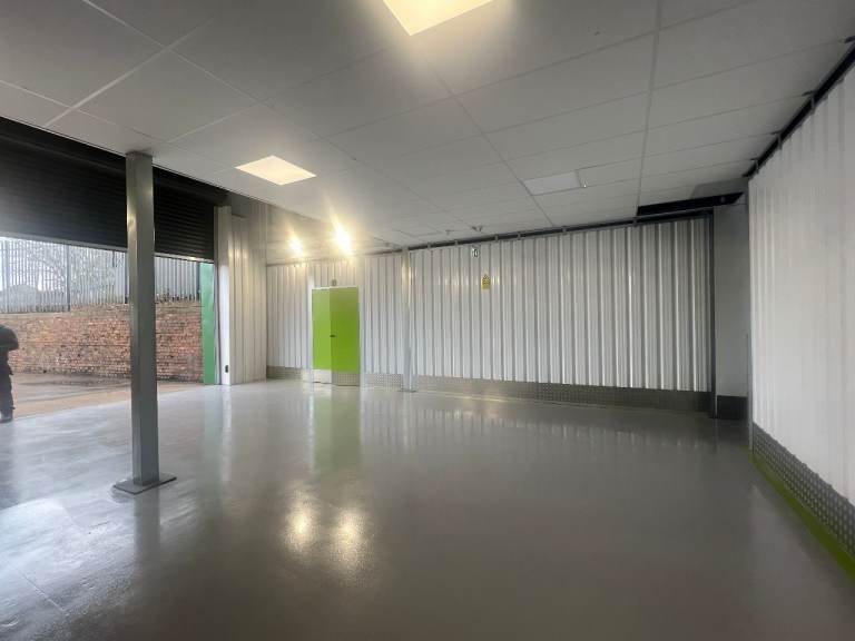 STORAGE UNITS/ROOMS TO RENT IN WEDNESBURY FOR ONLY £7.50 PER WEEK