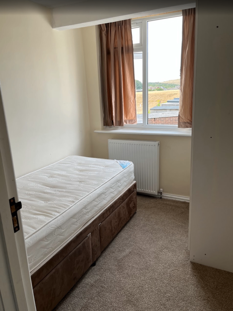 Private room for rent