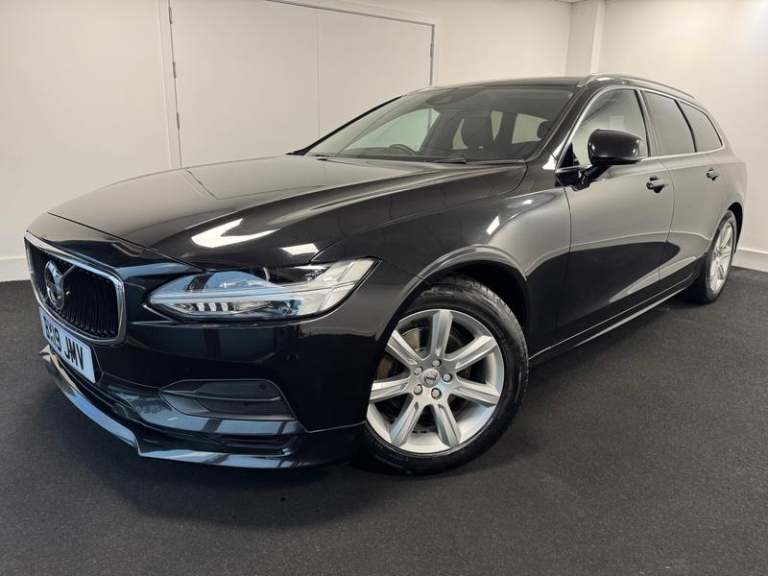 2019 Volvo V90 ESTATE DIESEL AUTOMATIC 2.0 D4 Momentum Estate 5dr Diesel Auto Euro 6 (s/s) Estate...
