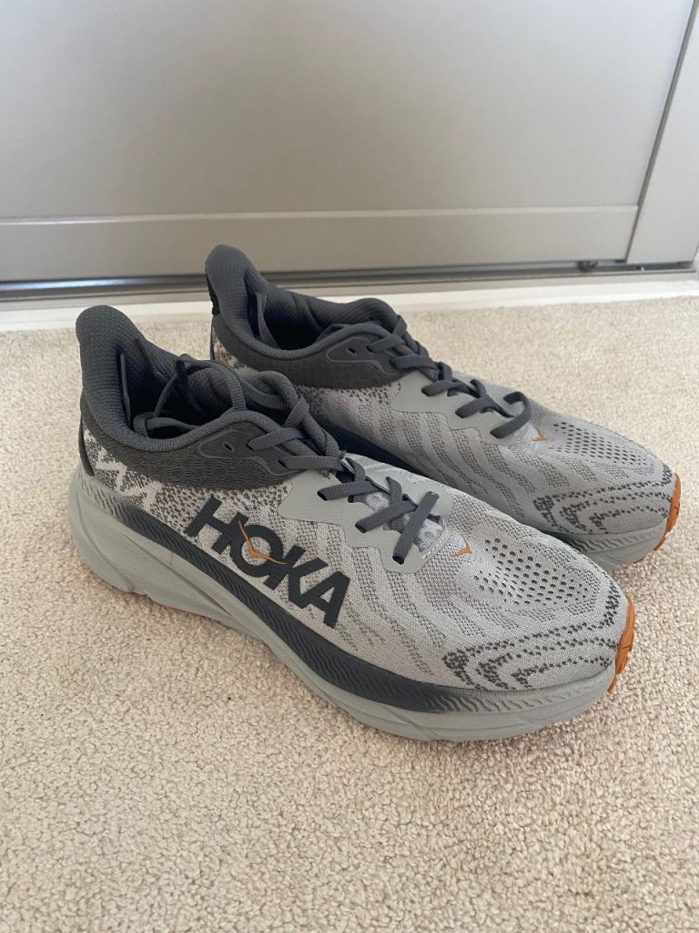Hoka Challenger ATR 7 men’s trainer 