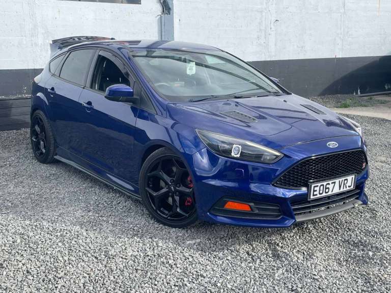 2017 Ford Focus 2.0T EcoBoost ST-3 Hatchback 5dr Petrol Manual Euro 6 (s/s) (250 ps) Hatchback Pe...