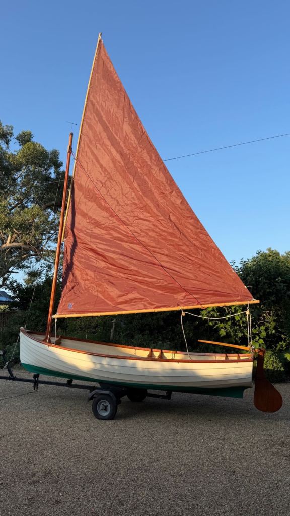 Sailing Boat Lugsail Dinghy