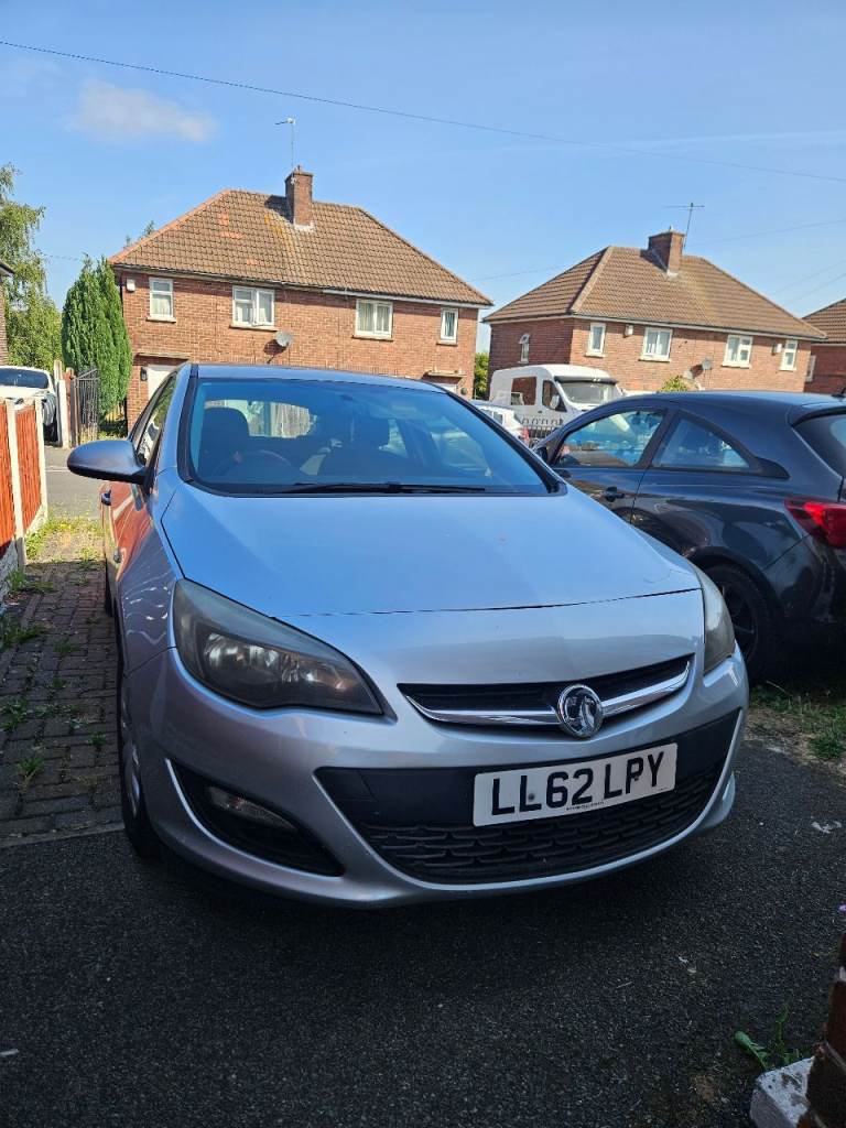 Vauxhall, ASTRA, Hatchback, 2012, Manual, 1398 (cc), 5 doors