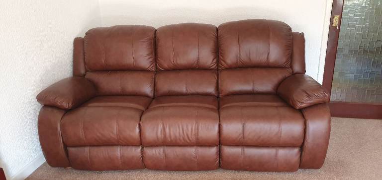 Brown Leather Recliner Sofa – Good Condition