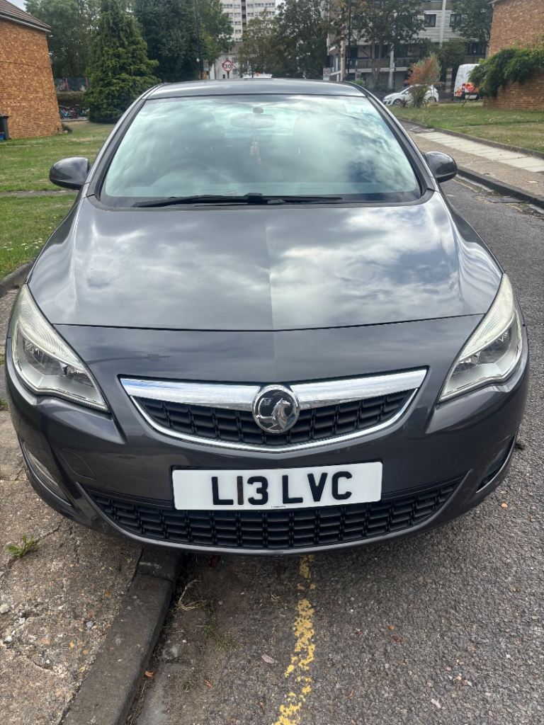 Vauxhall, ASTRA, Hatchback, 2010, Manual, 1398 (cc), 5 doors