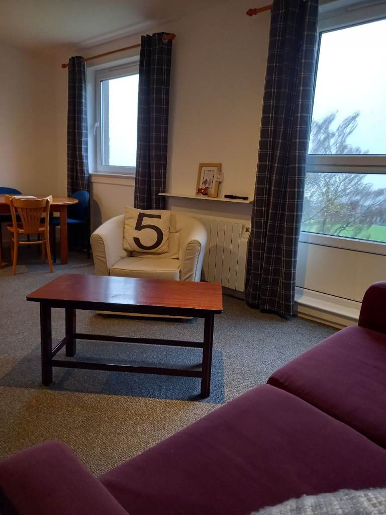 Spacious 3 bed maisonette for sale DD2