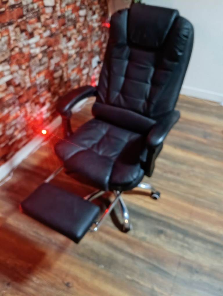 office or gaming chair