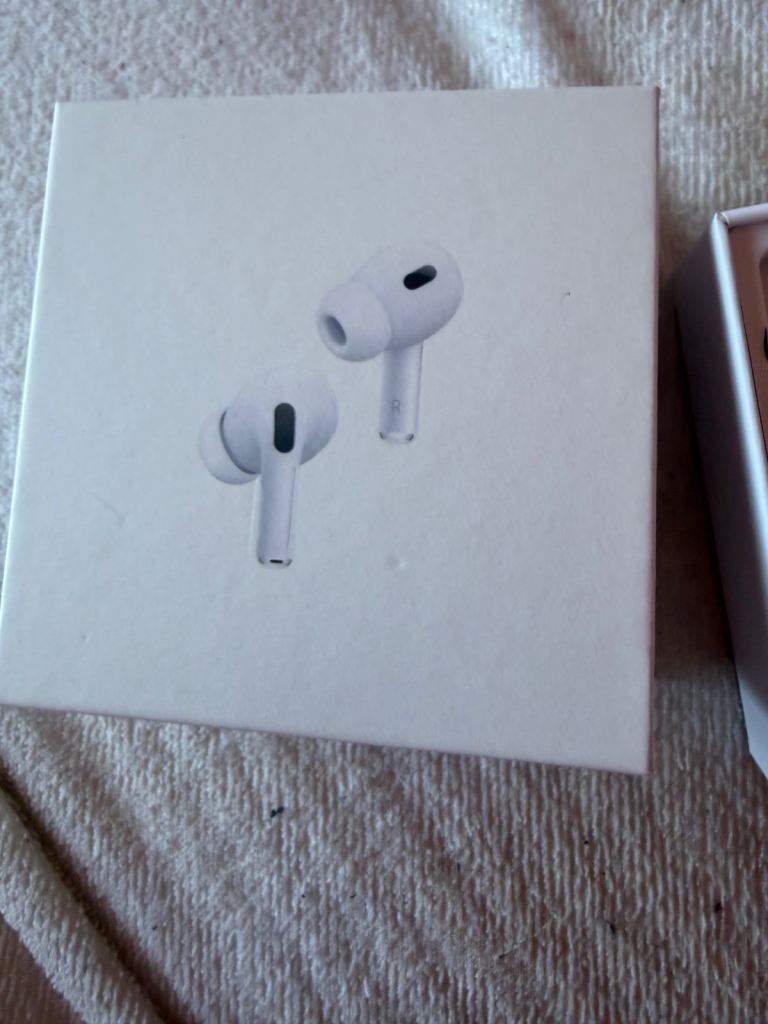 AirPods MagSafe with usb c