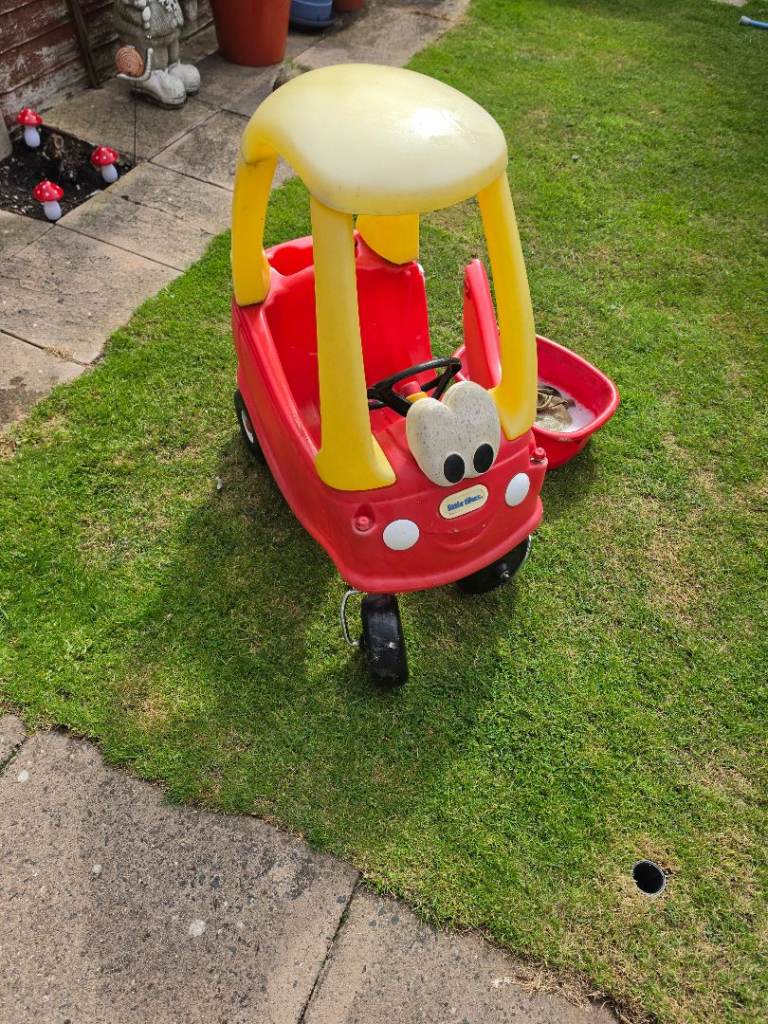 Little Tikes Cozy Coupe with Trailer – Good Condition