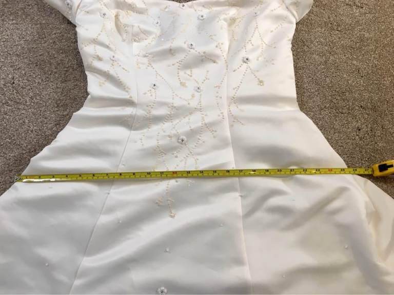 Amanda Wyatt Bridal Wear - Serena Style Wedding Dress Ivory Size 18