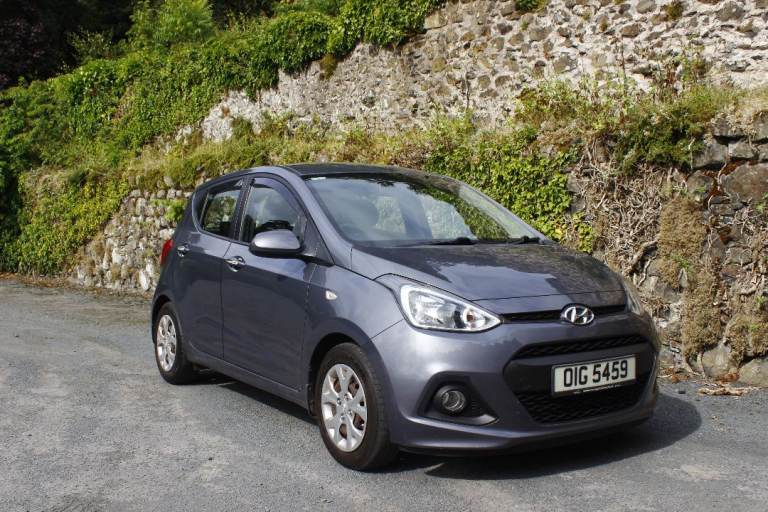 2015 HYUNDAI i10 1.2 SE.