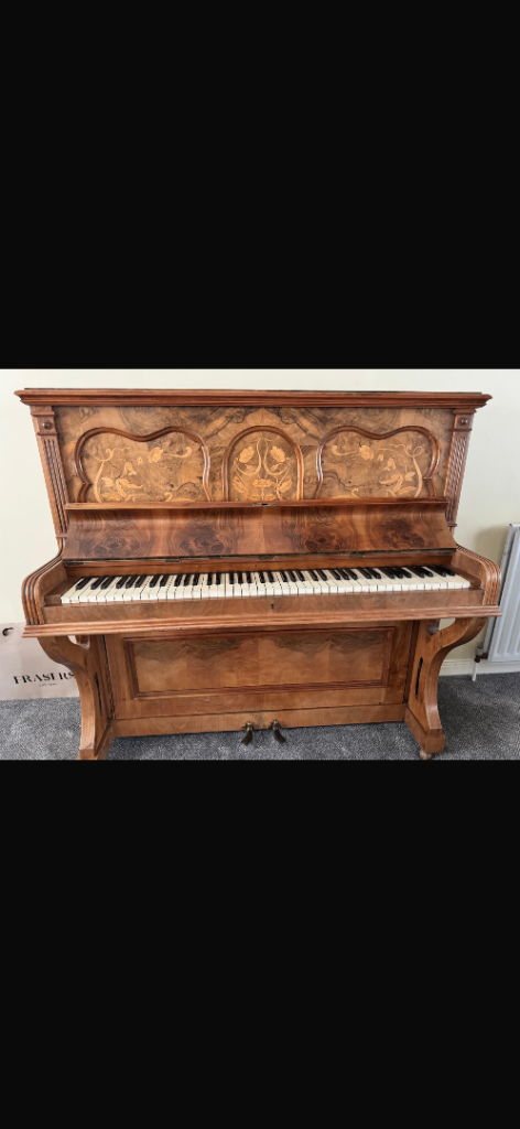 Beautiful Wooden Upright Piano – Good Condition