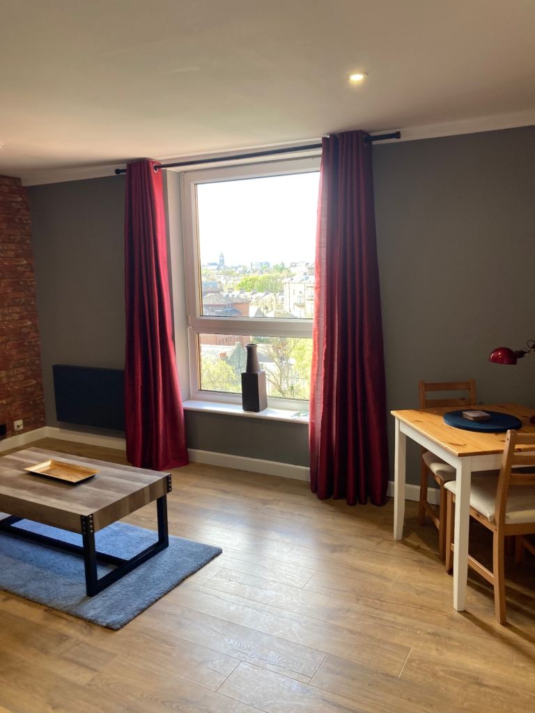 Fully Furnished Apartment in desirable West End Glasgow