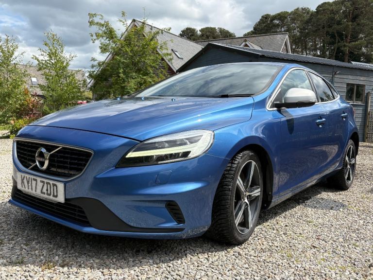 Volvo, V40, Hatchback, 2017, Semi-Auto, 1969 (cc), 5 doors