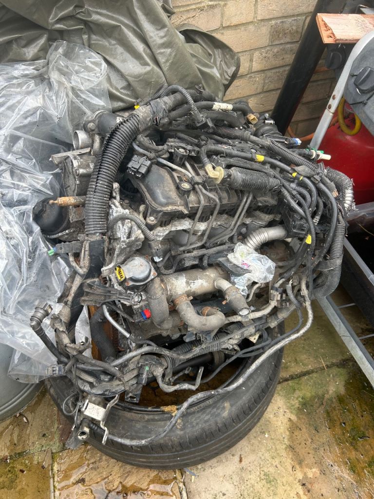   Peugeot partner 2008 engine