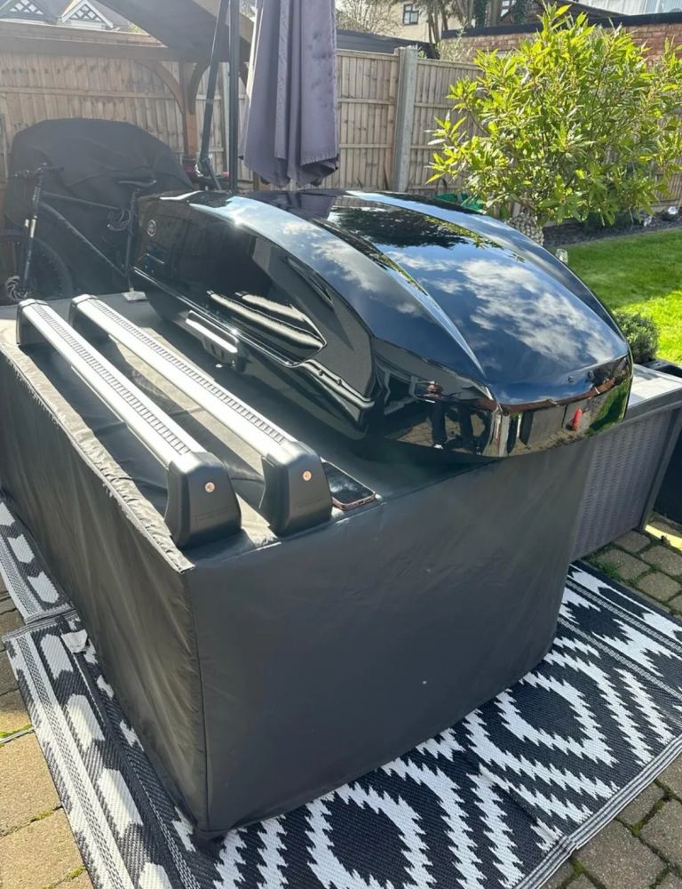 Genuine Range Rover Velar Roof Box & Roof Cross Bar