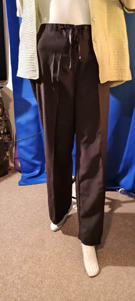 US Size 14 Plum Dorothy Perkins Ladies Trousers