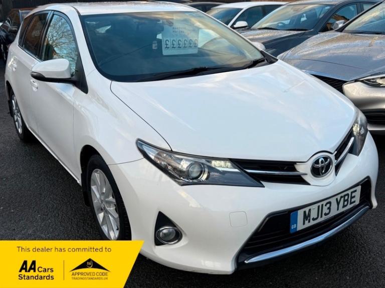 2013 Toyota Auris 1.6 V-Matic Icon 5dr Multidrive S HATCHBACK Petrol Manual