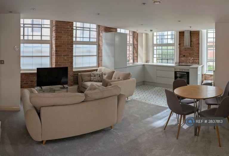1 bedroom flat in The Cigar Factory, Nottingham, NG7 (1 bed) (#2837813)