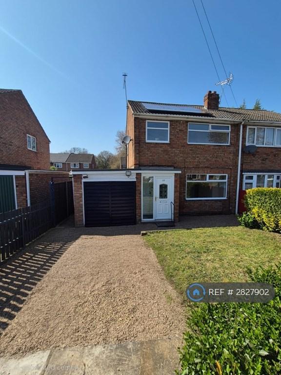 3 bedroom house in Meadow Road, Scunthorpe, DN17 (3 bed) (#2827902)