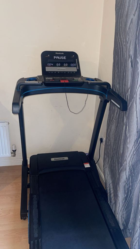 Reebok Jet 300 series Bluetooth treadmill
