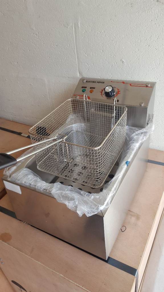 BRAND NEW Electric Stainless Steel Deep Fryer