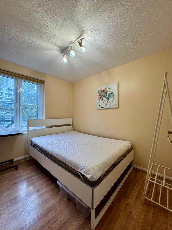 AFFORDABLE DOUBLE ROOM IN SEVEN SISTERS - AVAILABLE IMMEDIATELY 🏡