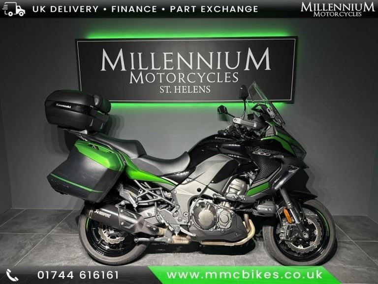 KAWASAKI VERSYS 1000 SE. ADVENTURE TOURER BIKE. GT PACK