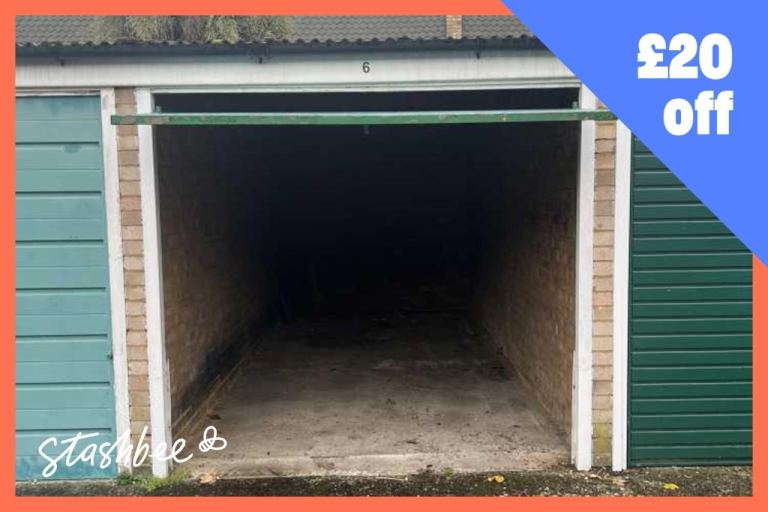 Garage to rent in Northolt (UB5) | Stashbee