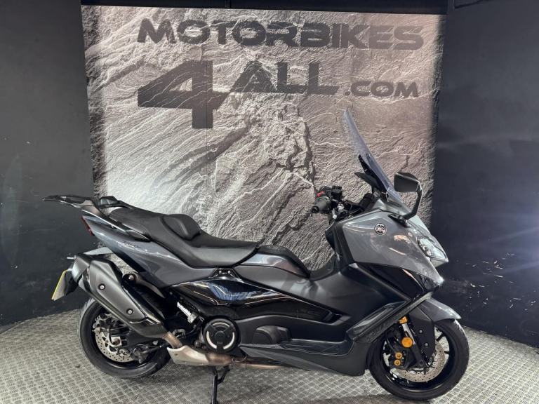 YAMAHA TMAX 560 T-MAX 560 TECH MAX XP560D 2022