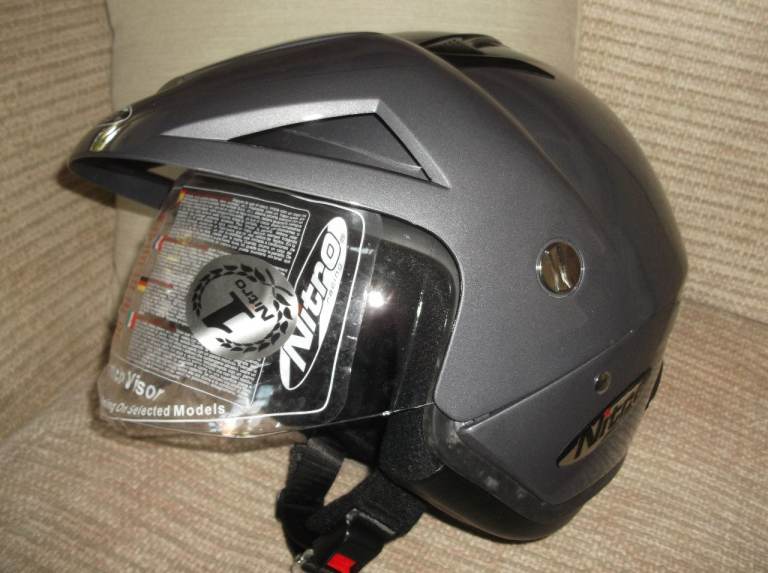 New Nitro X512-V Open Face Motorcycle Helmet with Red Soft Protective Bag Size L 59-60 cms