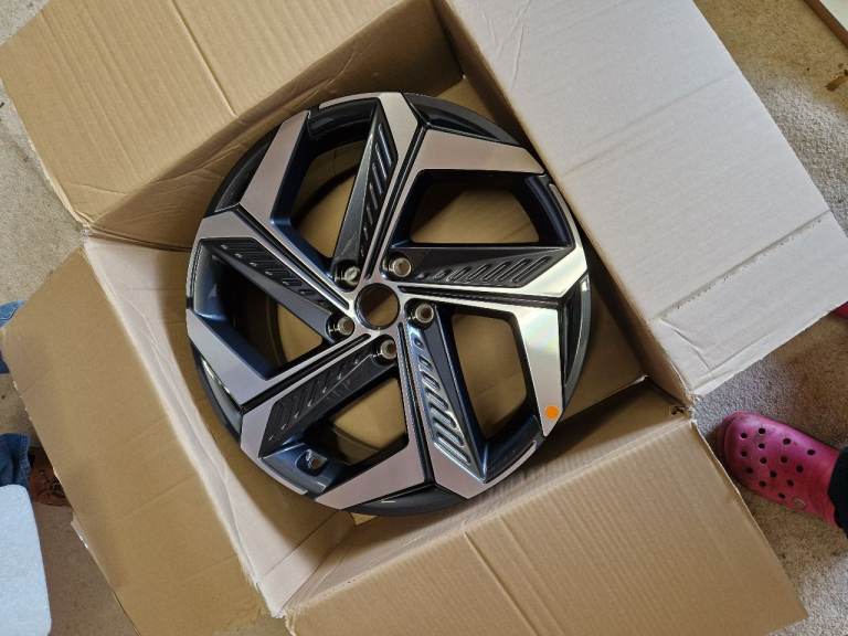 Hyundai Tuscon Wheel