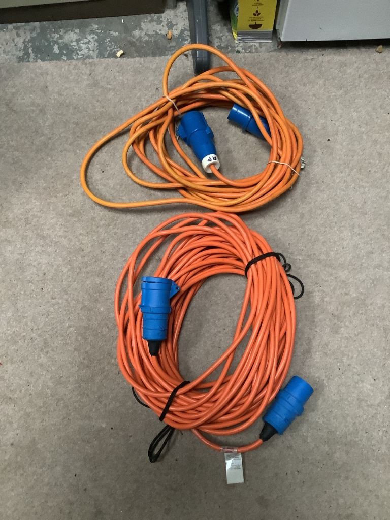 Camping caravan motorhome electrical leads