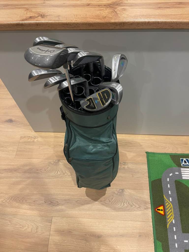 Golf clubs 
