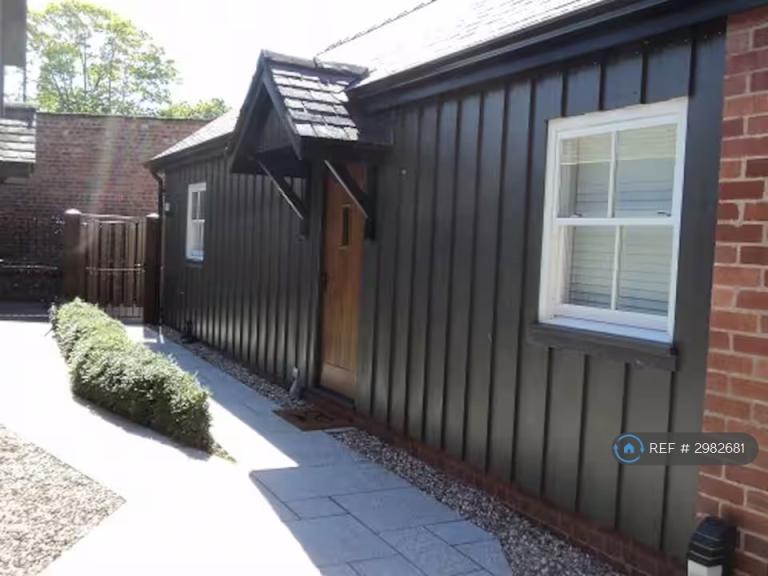1 bedroom house in Willow St, Oswestry, SY11 (1 bed) (#2982681)