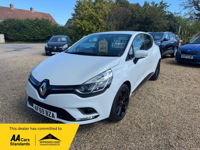 2019 Renault Clio 0.9 TCE 90 Iconic 5dr HATCHBACK Petrol Manual