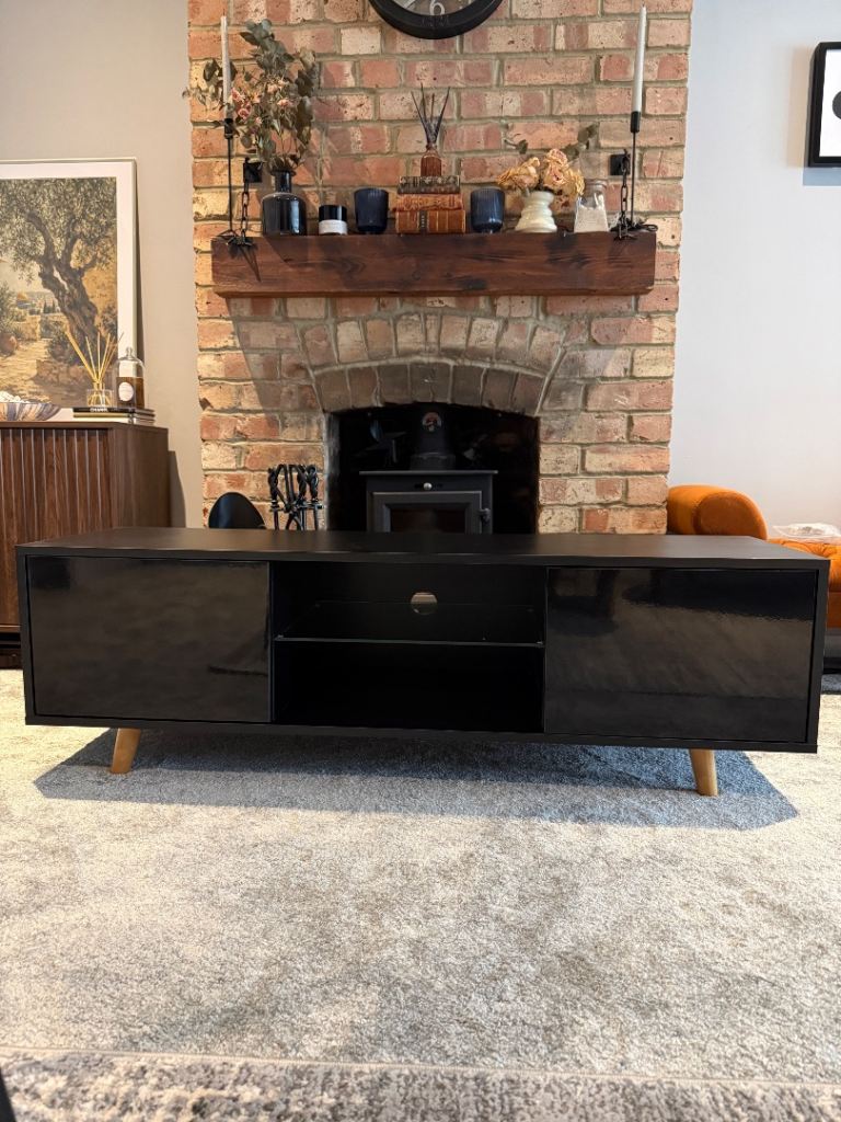 Black Tv unit/stand - good condition