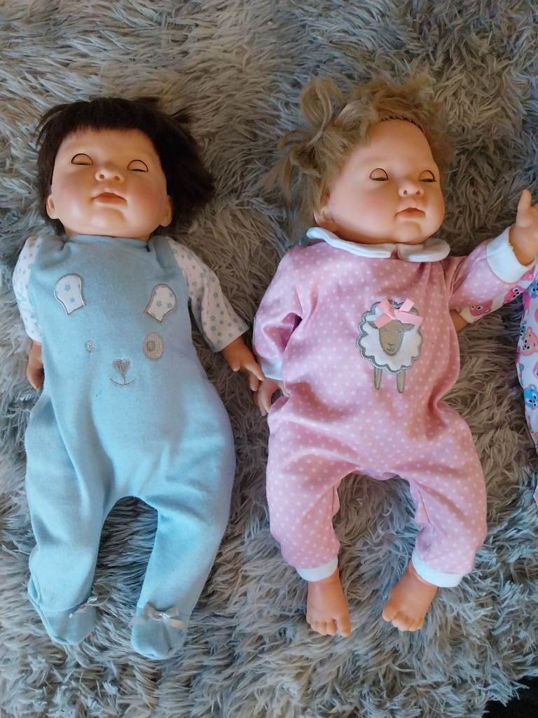 TINY TREASURES TWIN DOLLS PLUS EVERYTHIBG