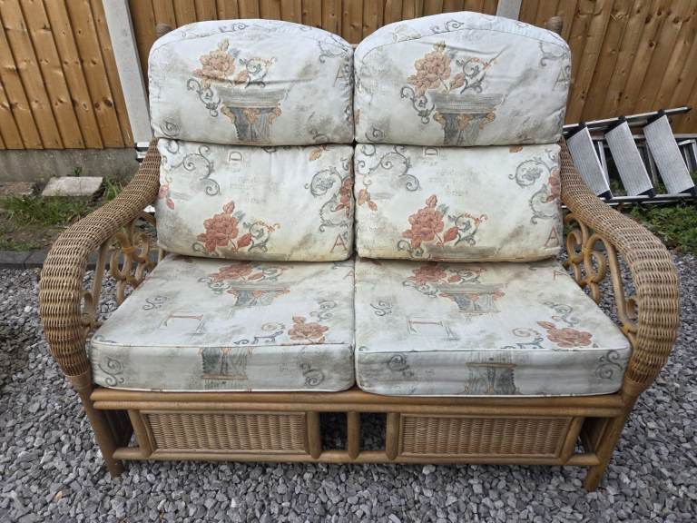 Rattan two seater 