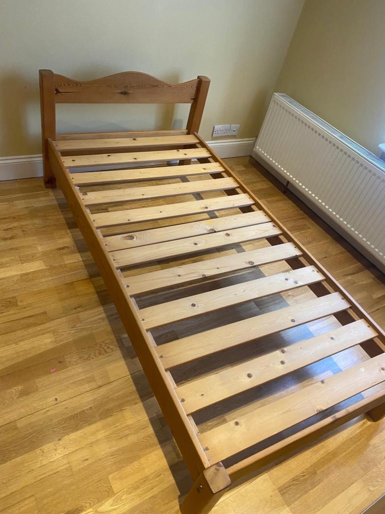 Single wooden bed frame 