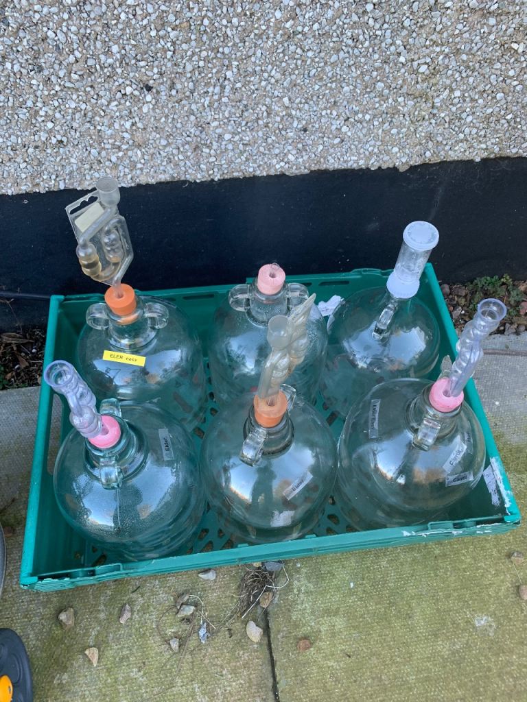 Demijohns 