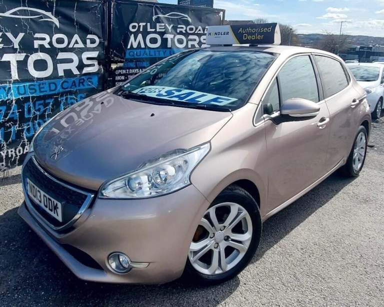 2013 Peugeot 208 1.6 e-HDi Allure 5dr HATCHBACK DIESEL Manual