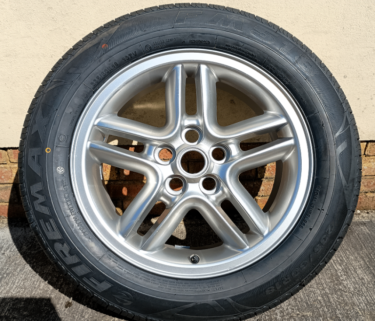 18" Land / Range Rover Alloy Wheel + New Tyre 235 60 18" P38 / Disco 2