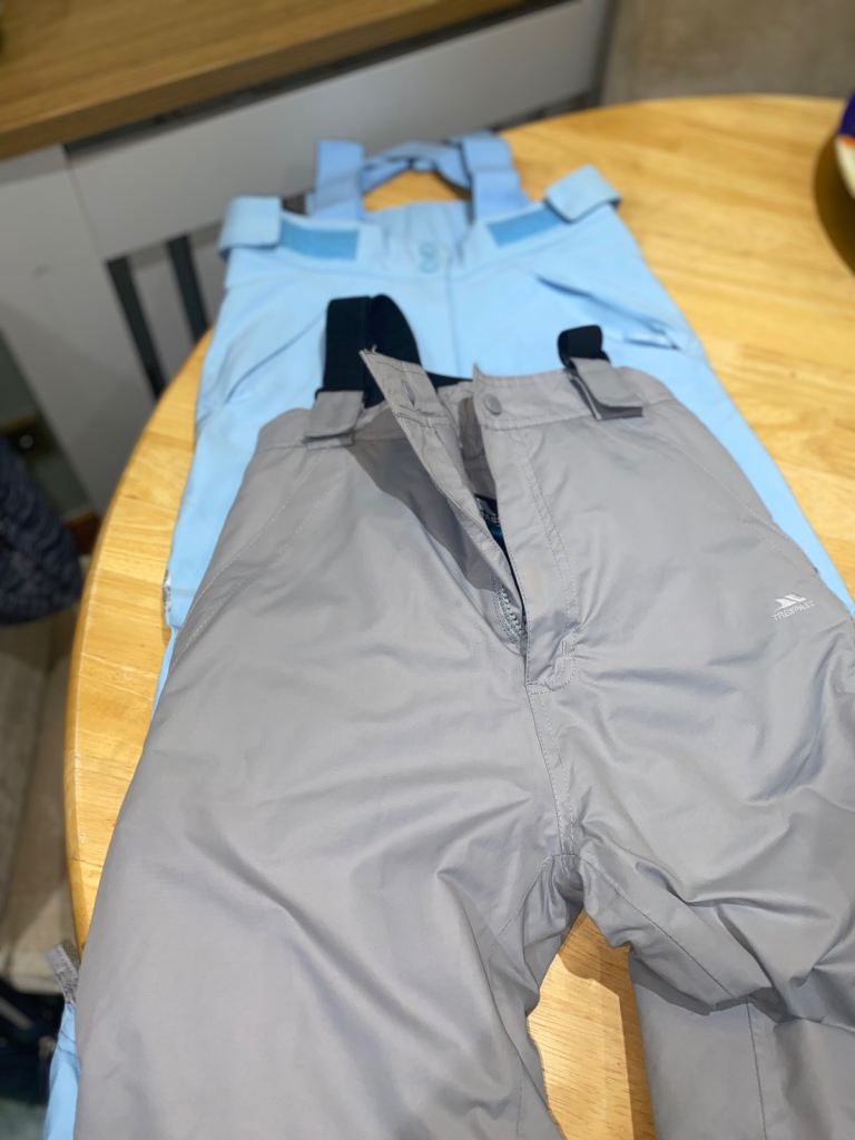 Children’s ski jacket and salopettes